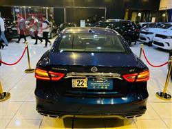 نيسان ماكسيما